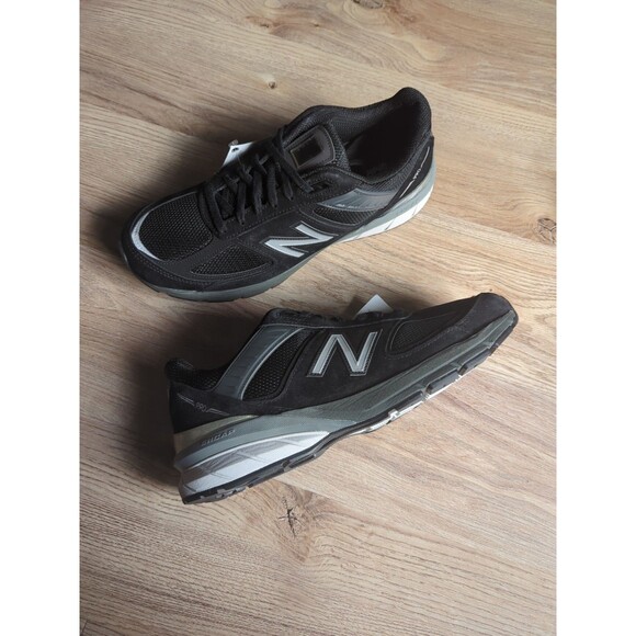 New Balance 990 v5 Black Womens 12 D Wide EU 44 - Picture 2 of 12